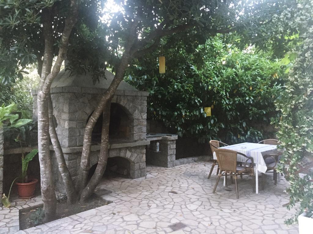 Apartment Ponos 克尔克 外观 照片