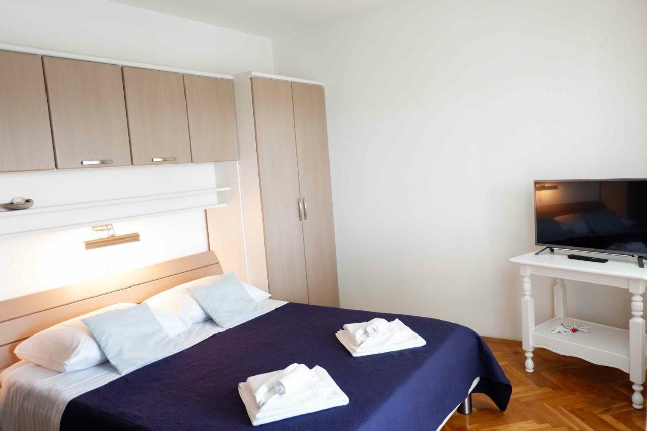 Apartment Ponos 克尔克 外观 照片