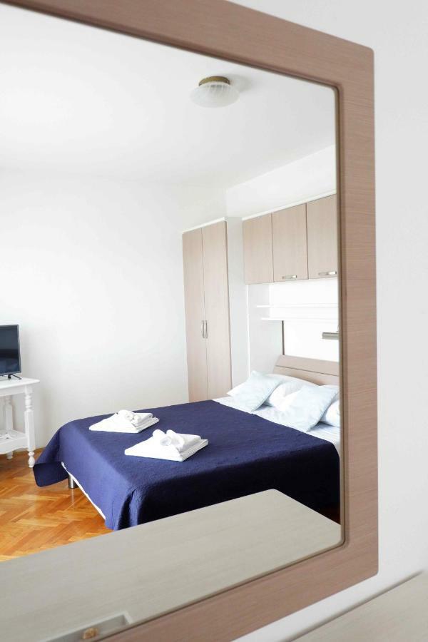 Apartment Ponos 克尔克 外观 照片